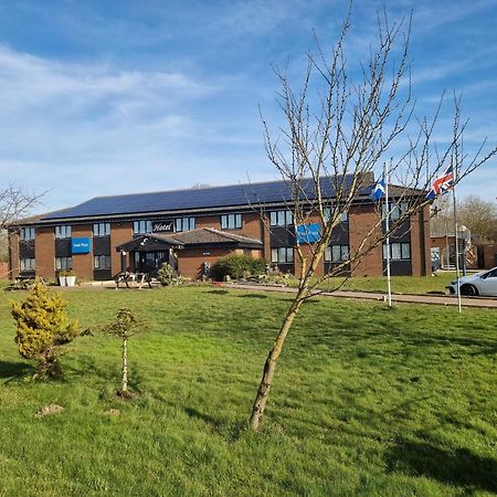โรงแรมทราเวล พลาซา Desborough ภายนอก รูปภาพ