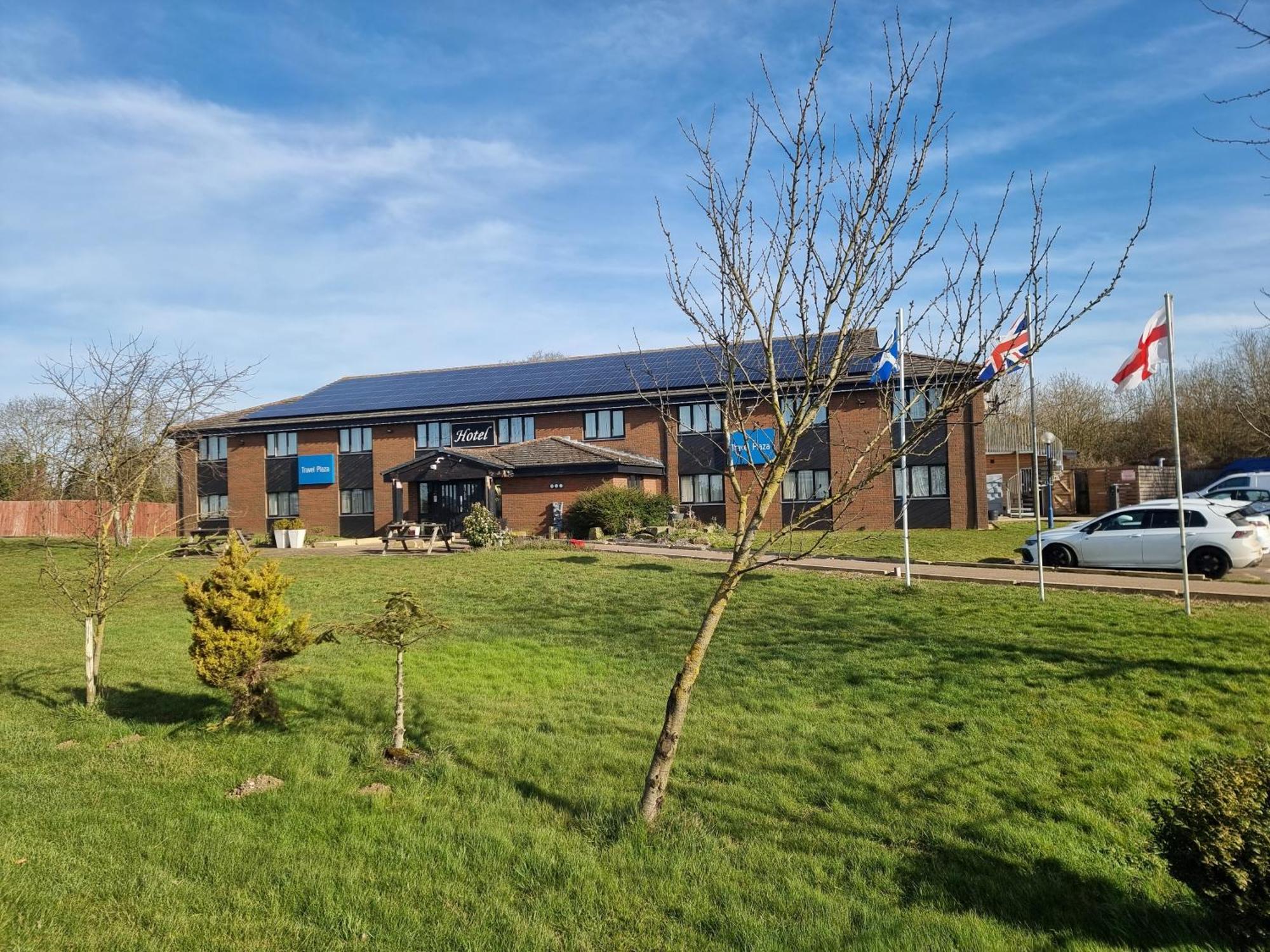 โรงแรมทราเวล พลาซา Desborough ภายนอก รูปภาพ
